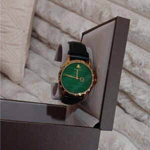 Gucci Men's Watch with Green Dial and 18k Gold Bezel